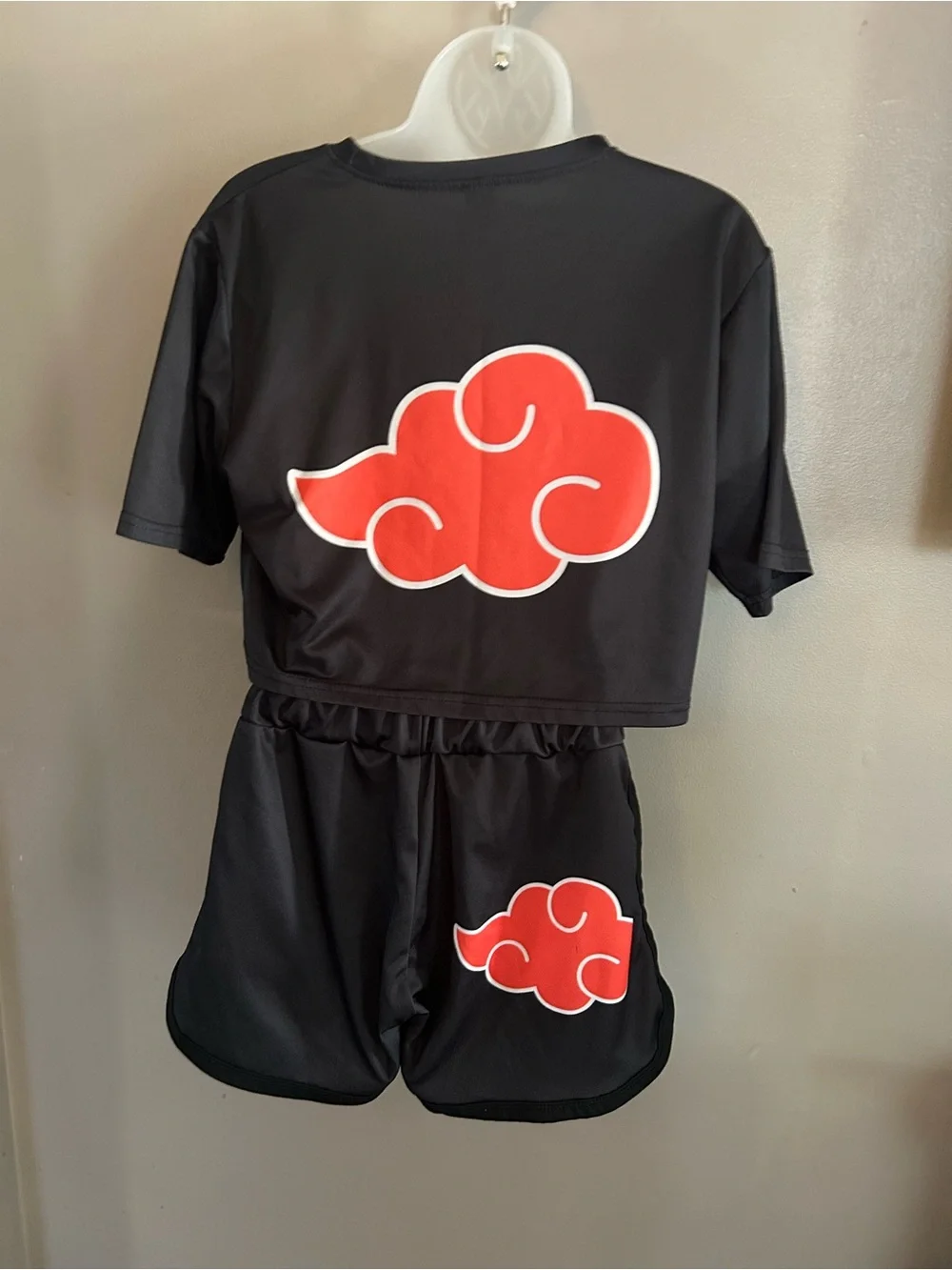 Naruto-themed Akatsuki cloud pajama 2 piece set black/red